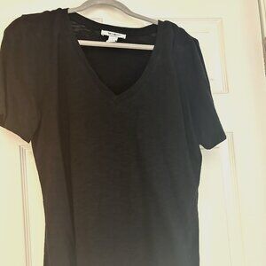 White House Black Market Black V-Neck Tee Size Large